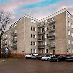 Drzewieckiego Apartments Near The Airport By Sun & Snow